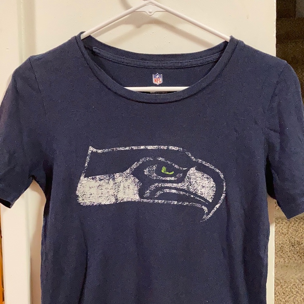 Women’s Seahawks Tee